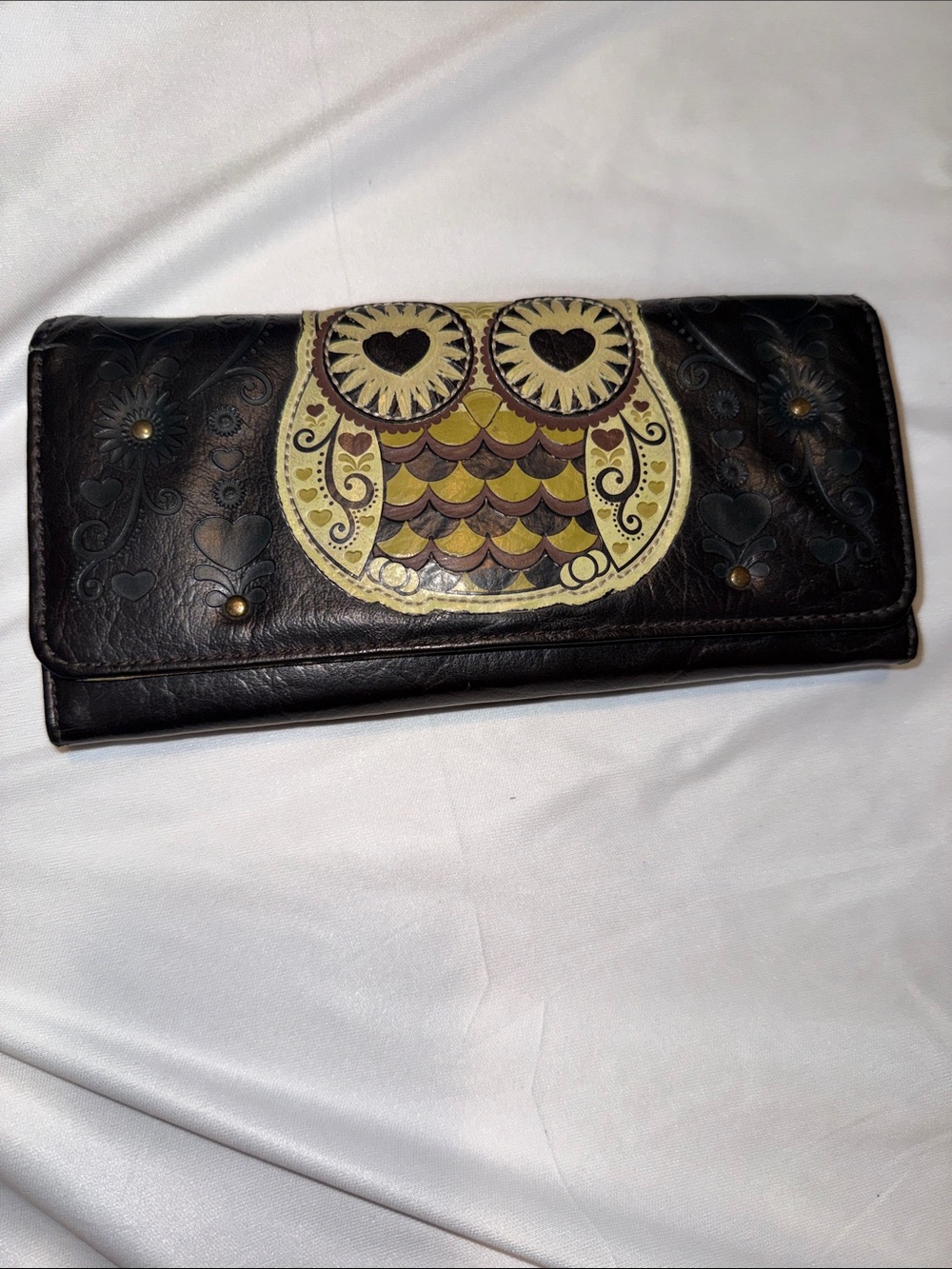 Vintage Loungefly Black Wallet with Owl Motif in Cream and Brown